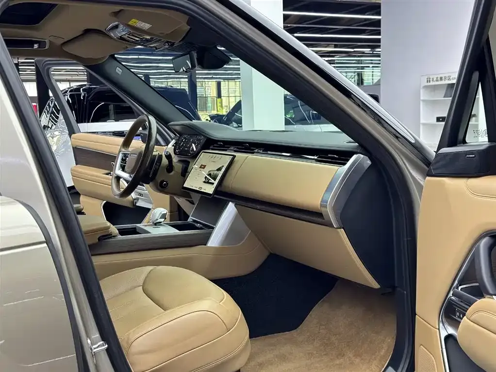 Land Rover Range Rover 2025 из CN, фото 10