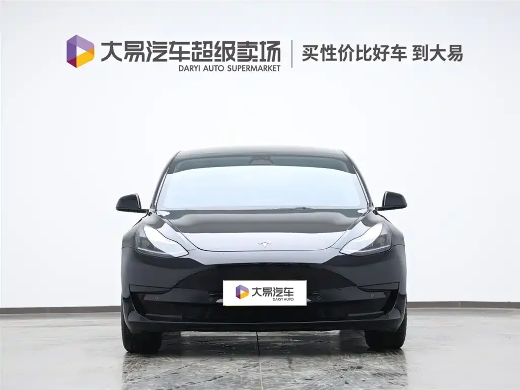 Tesla Model 3 — фото 2
