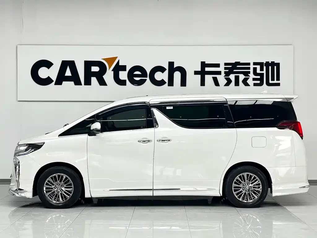 Toyota Vellfire — фото 4