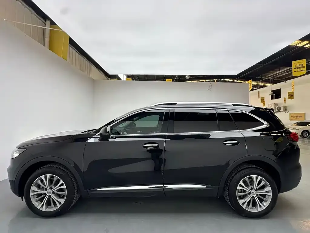 Buick Envision Plus — фото 6