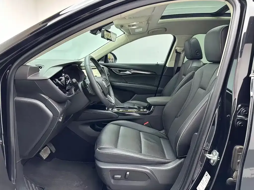 Buick Envision Plus — фото 5
