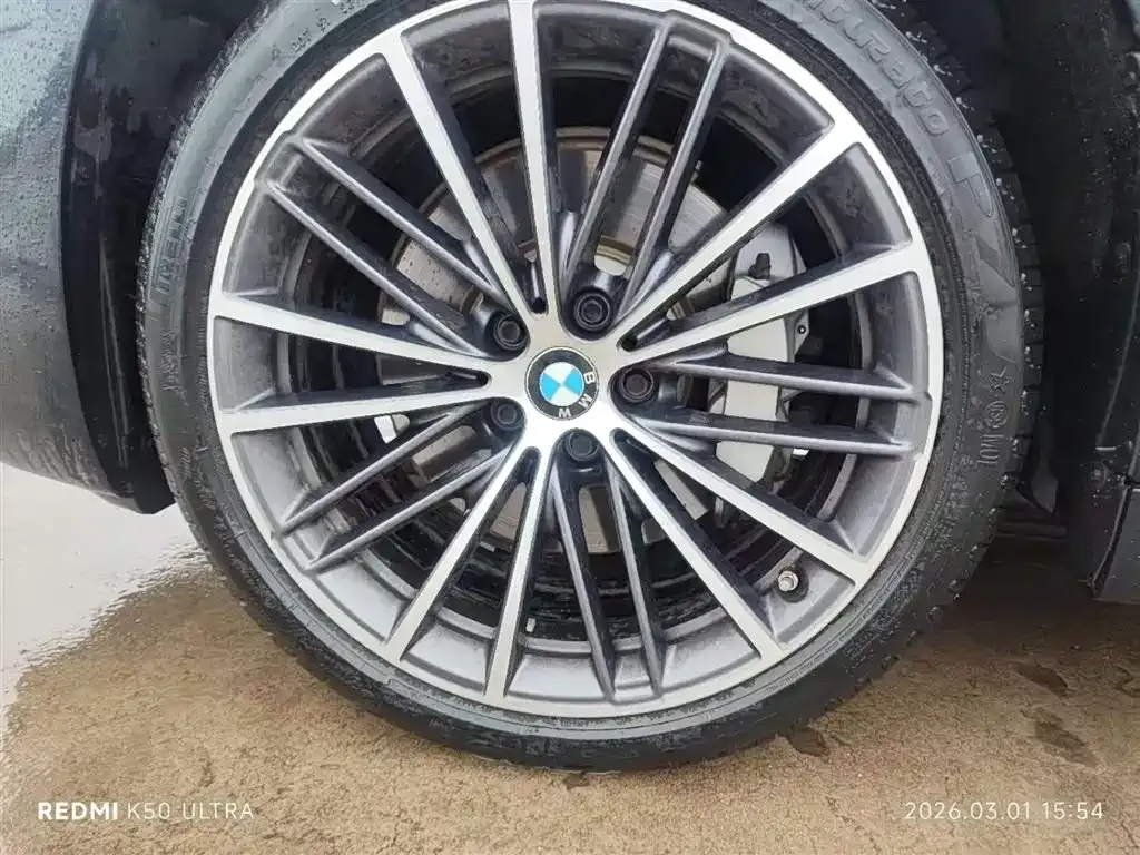 BMW 5 Series 2021 из CN, фото 8