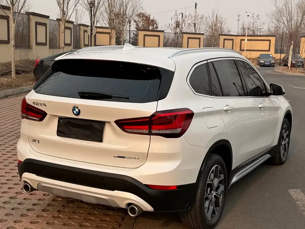 BMW X1 — фото 4