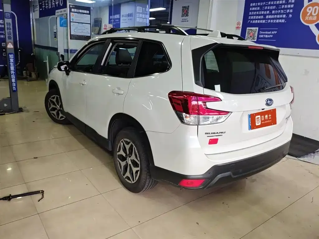 Subaru Forester — фото 9