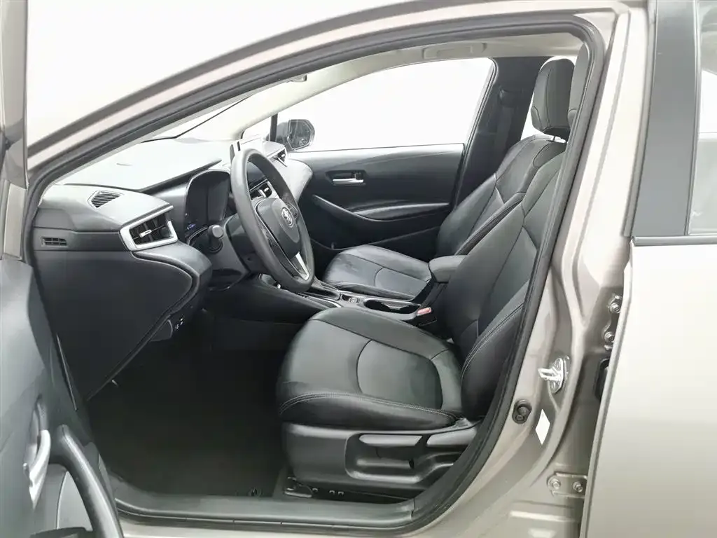 Toyota Corolla 2023 из CN, фото 10