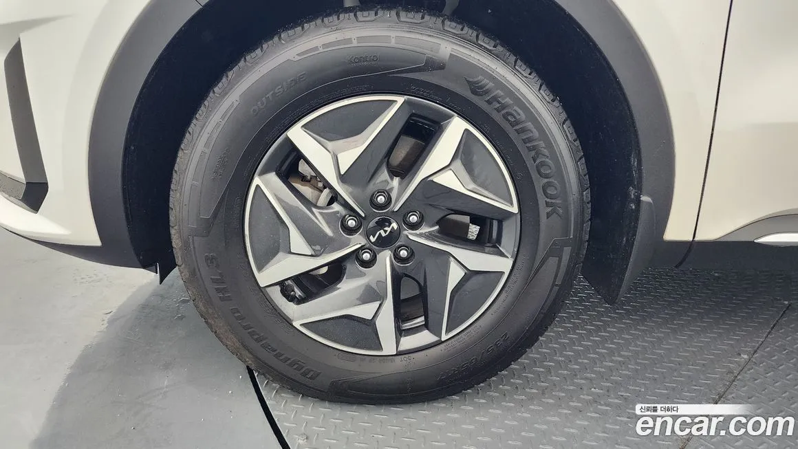 Kia Sorento — фото 9