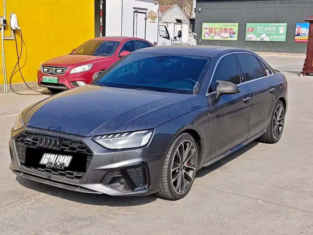 Audi A4L 2021 из CN, фото 1