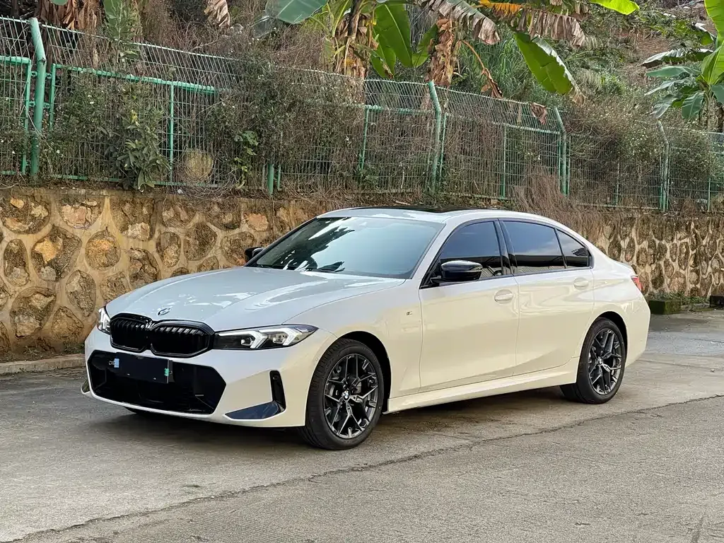 BMW 3 Series 2025 из CN, фото 1