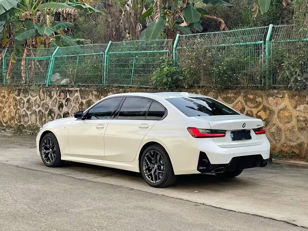 BMW 3 Series 2025 из CN, фото 6