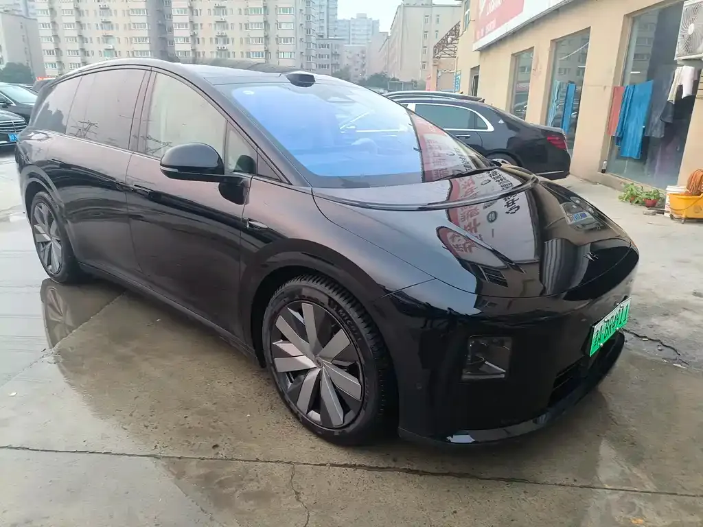 Li Auto i8 2025 из CN, фото 1