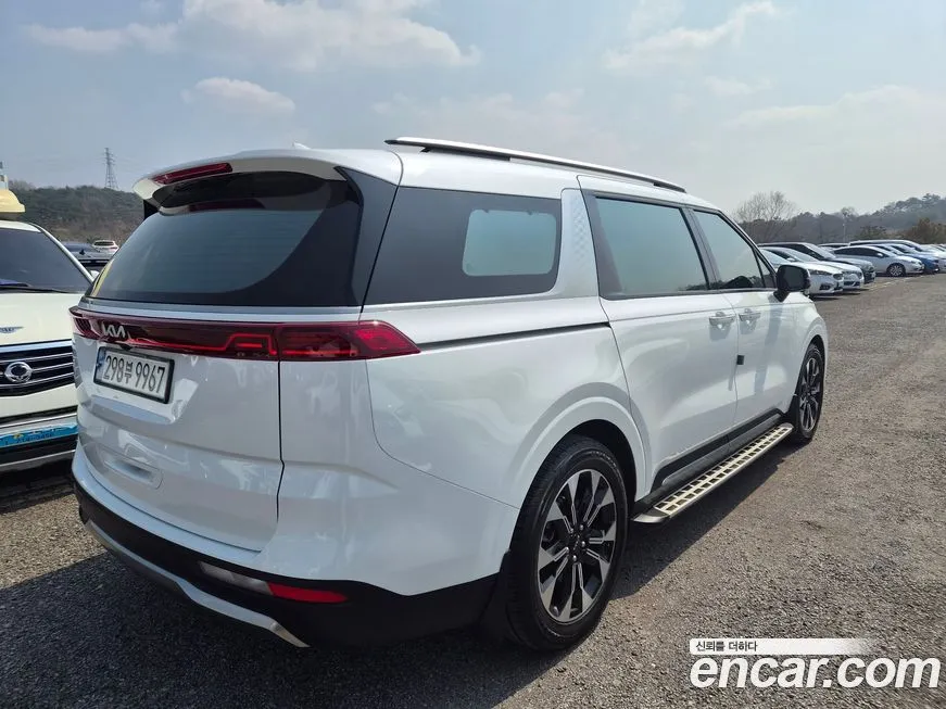 Kia Carnival — фото 2