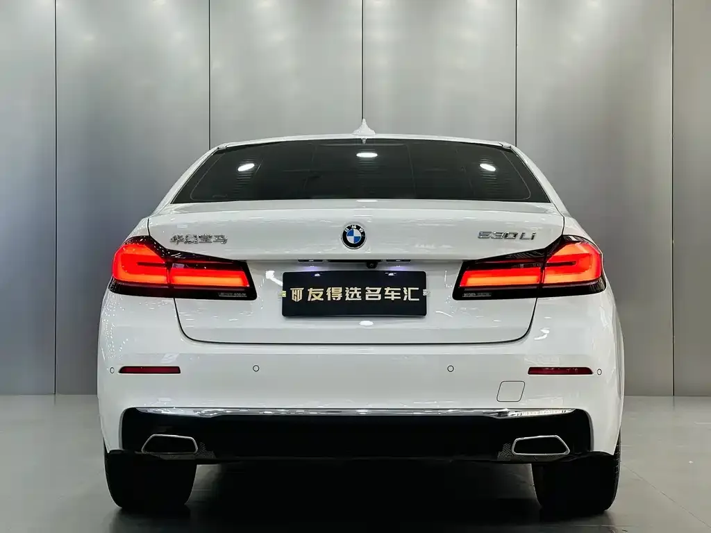 BMW 5 Series — фото 2