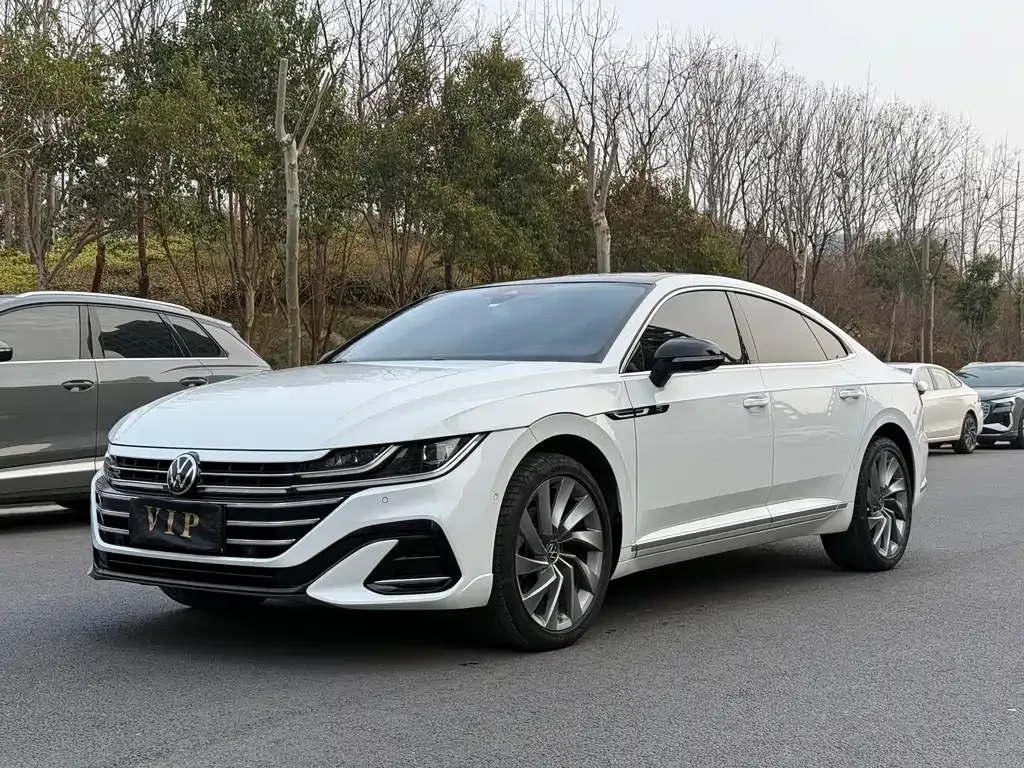 Volkswagen CC 2022 из CN, фото 1