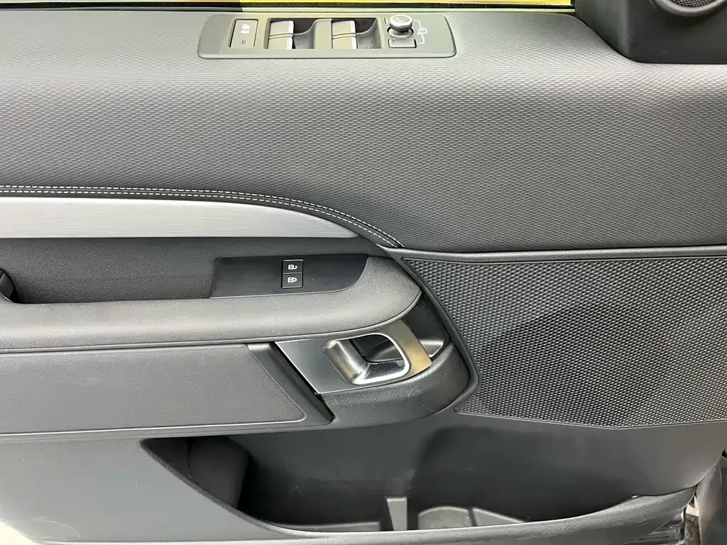 Land Rover Discovery 2021 из CN, фото 6