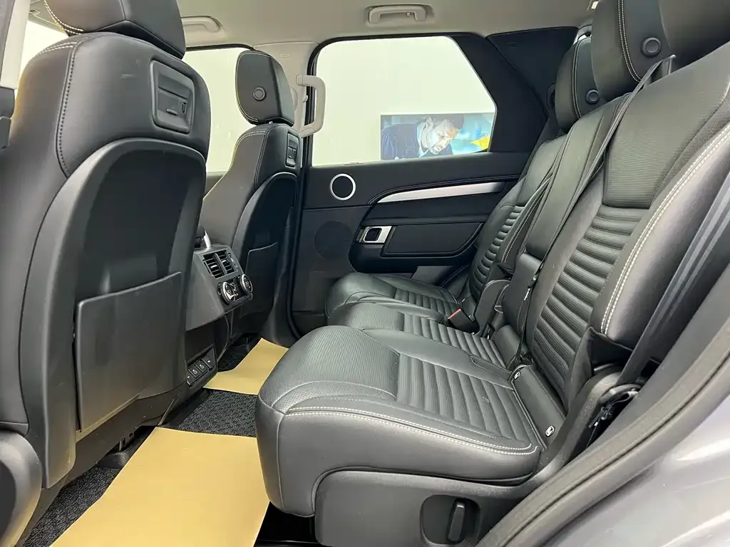 Land Rover Discovery 2021 из CN, фото 3
