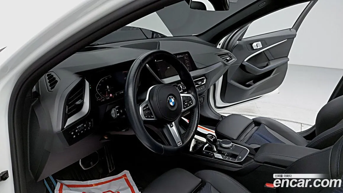 BMW 1-Series 2023 из KR, фото 3