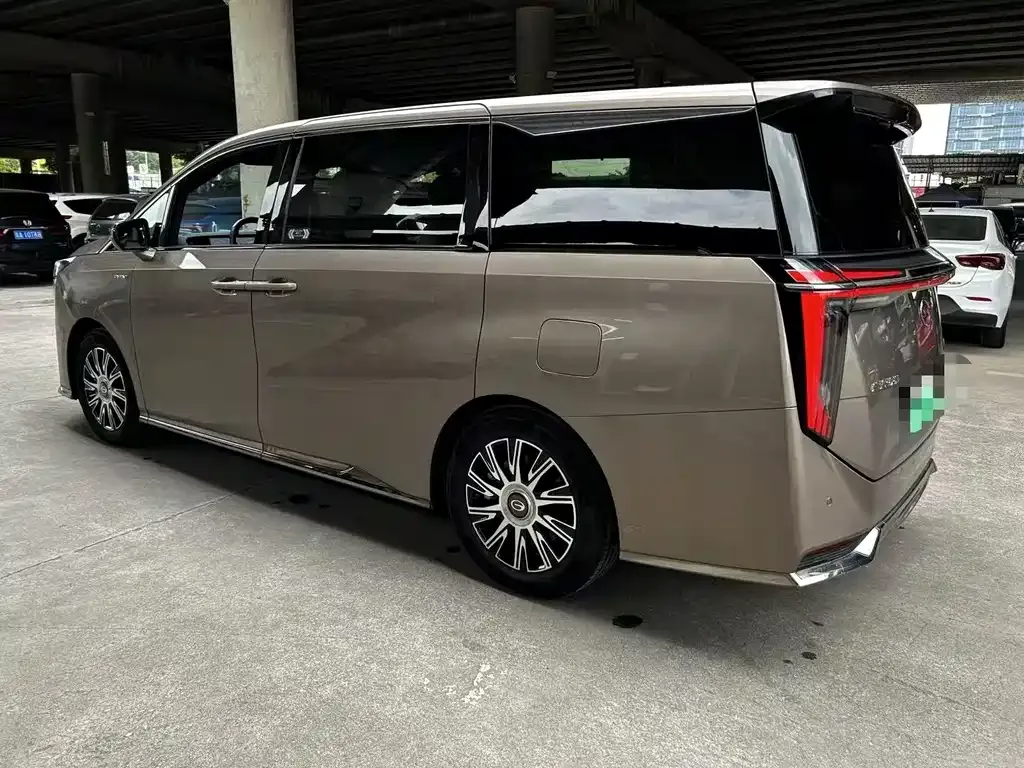 GAC Motor Trumpchi E9 — фото 8