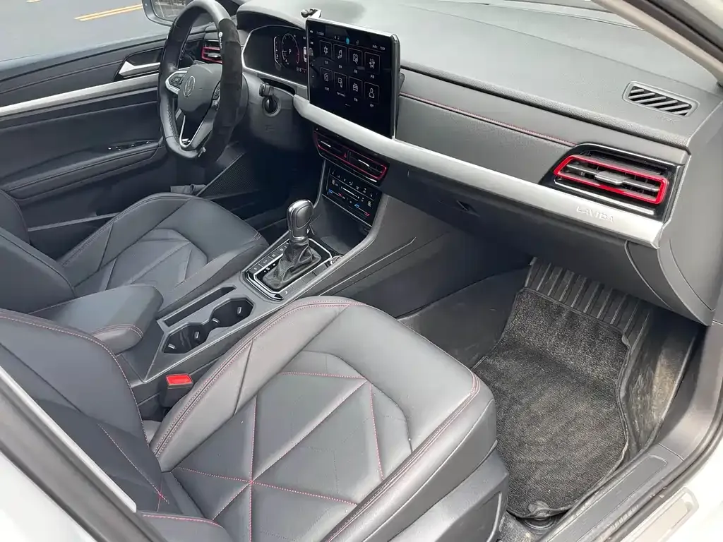 Volkswagen Lavida 2023 из CN, фото 7