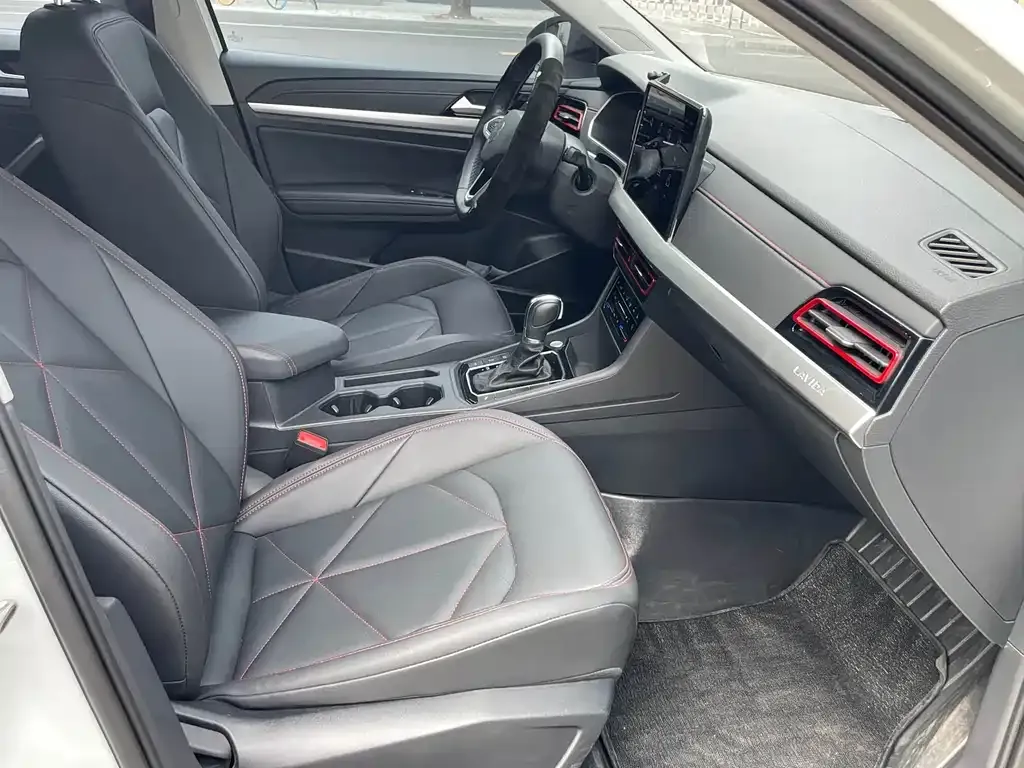 Volkswagen Lavida 2023 из CN, фото 4