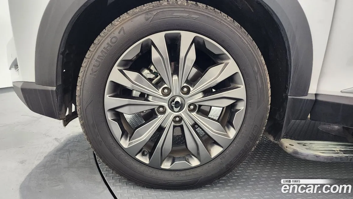 KG Mobility (Ssangyong) Rexton — фото 10