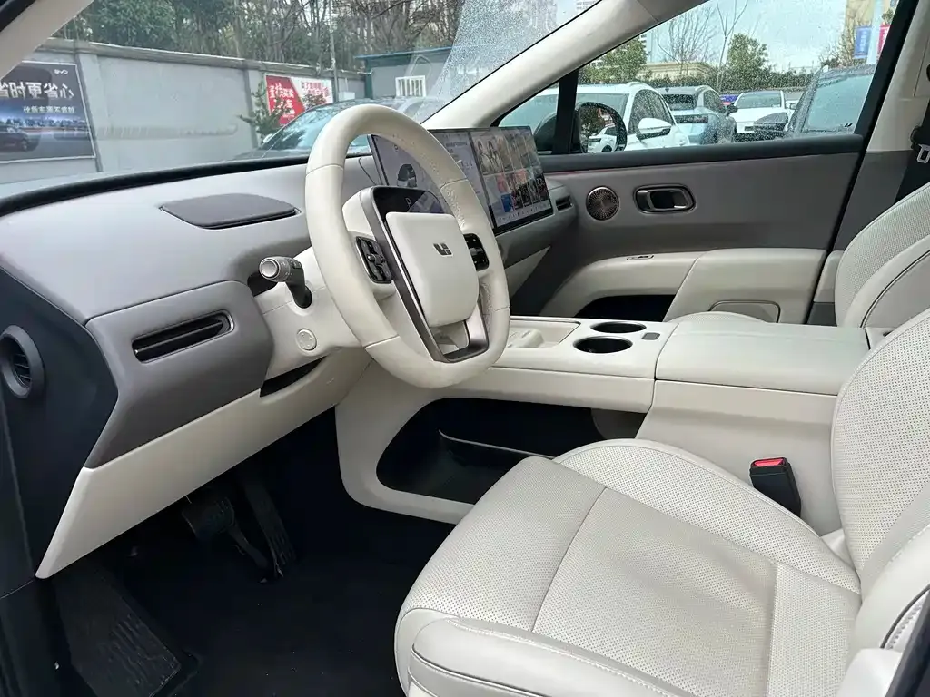 Li Auto i8 2025 из CN, фото 3