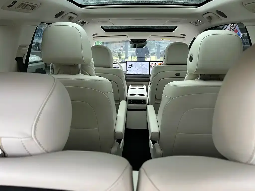 Li Auto i8 2025 из CN, фото 2