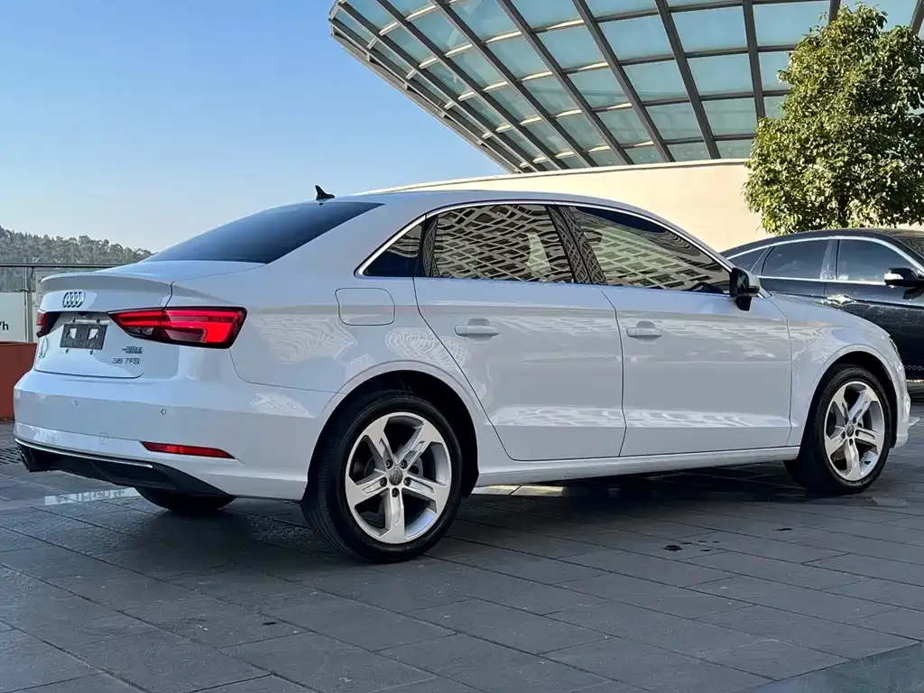 Audi A3 — фото 6