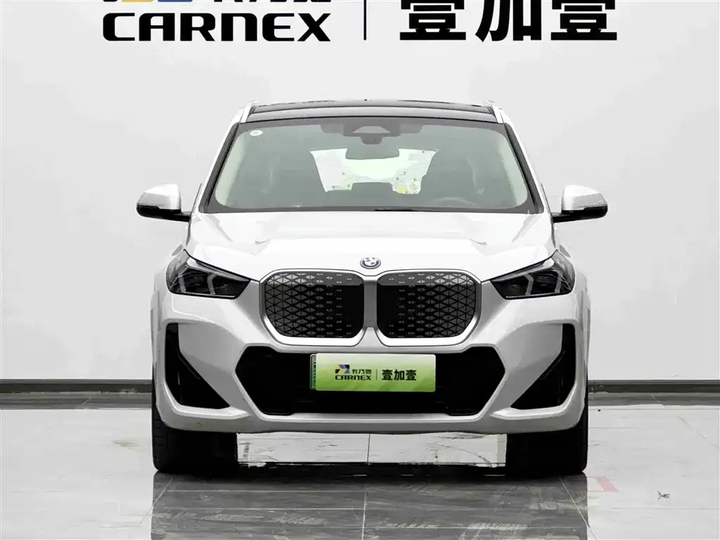 BMW iX1 2025 из CN, фото 10