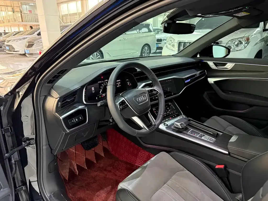 Audi A6L 2024 из CN, фото 9