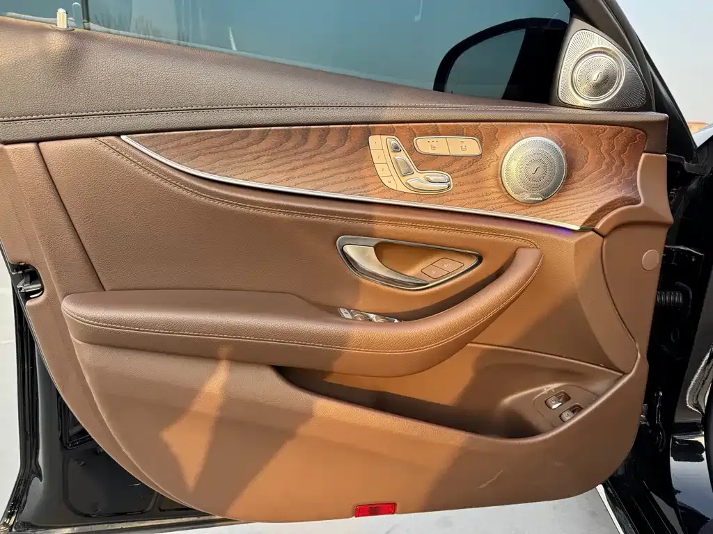 Mercedes-Benz E-Class New Energy — фото 2