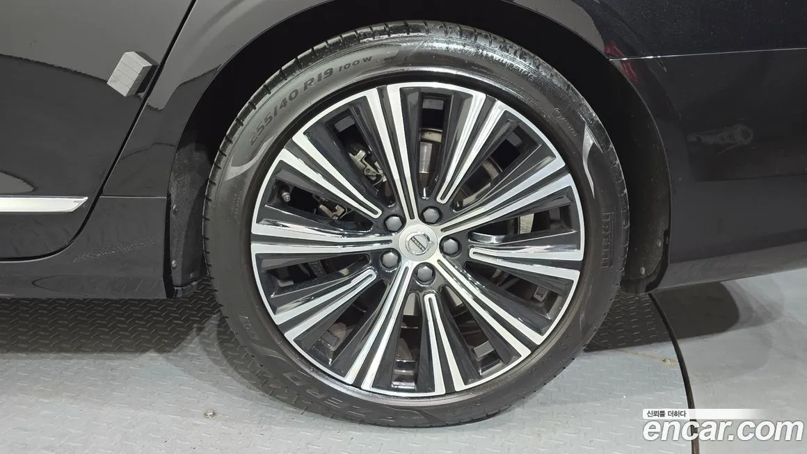 Volvo S90 2021 из KR, фото 4