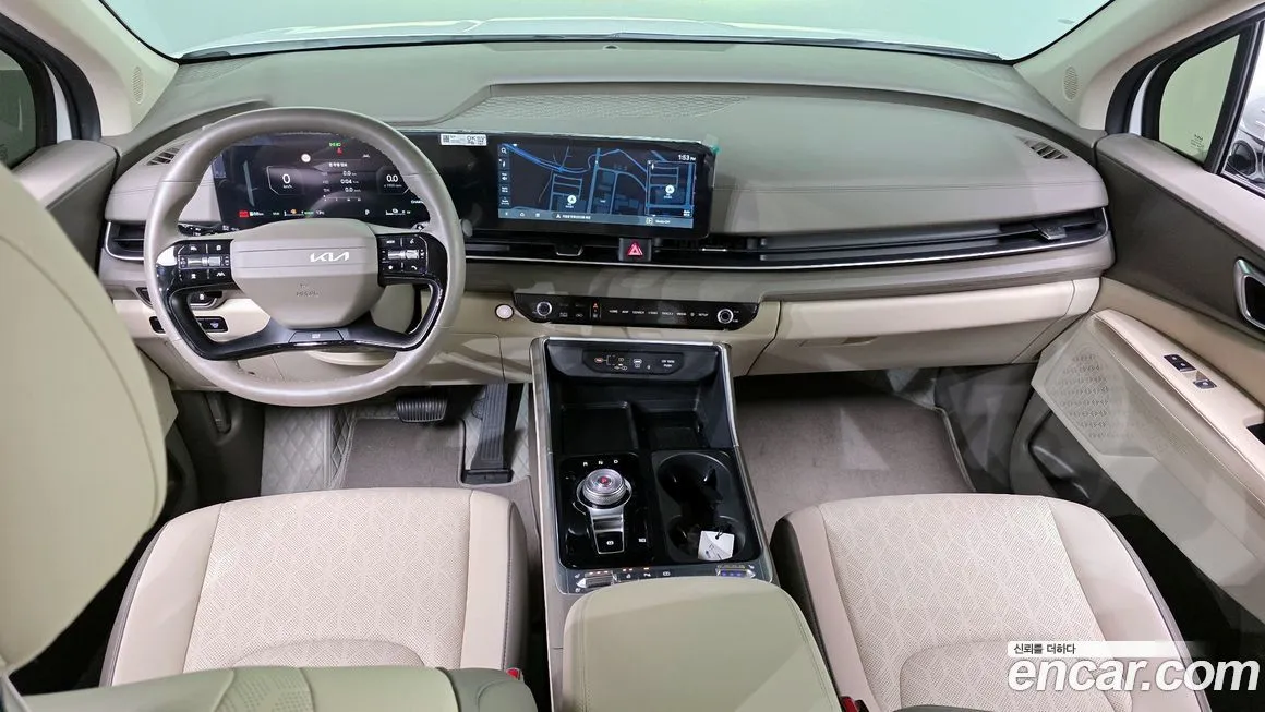Kia Carnival — фото 4