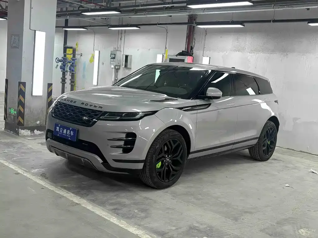 Land Rover Evoque — фото 1