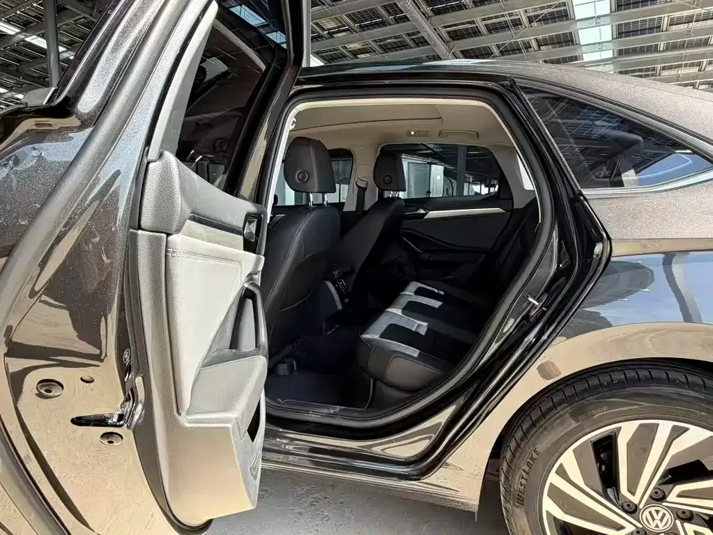 Volkswagen Sagitar 2021 из CN, фото 6