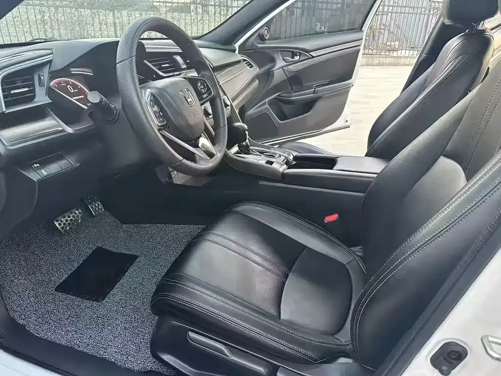 Honda Civic 2021 из CN, фото 3