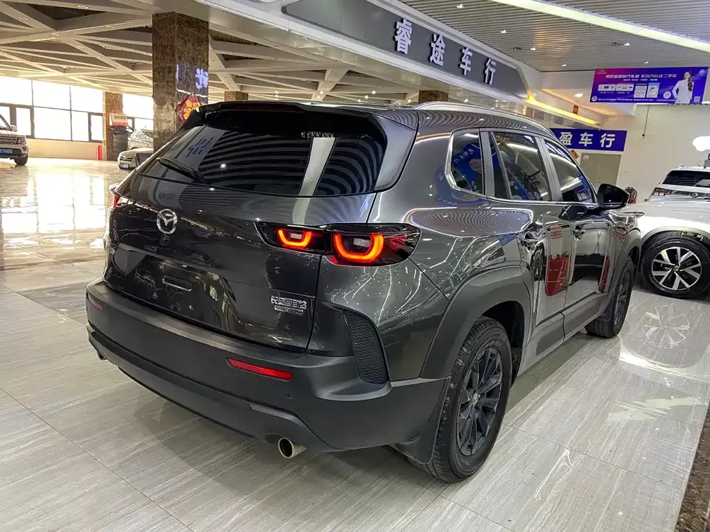 Mazda CX-50 2023 из CN, фото 3