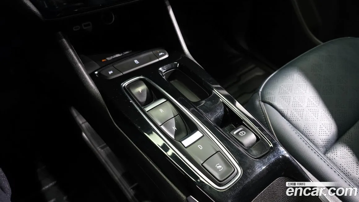 Chevrolet (GM Daewoo) Bolt EUV 2023 из KR, фото 6