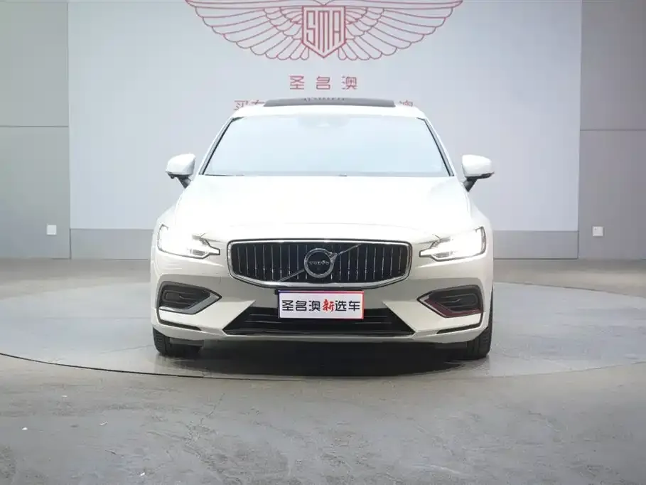 Volvo S60 — фото 4