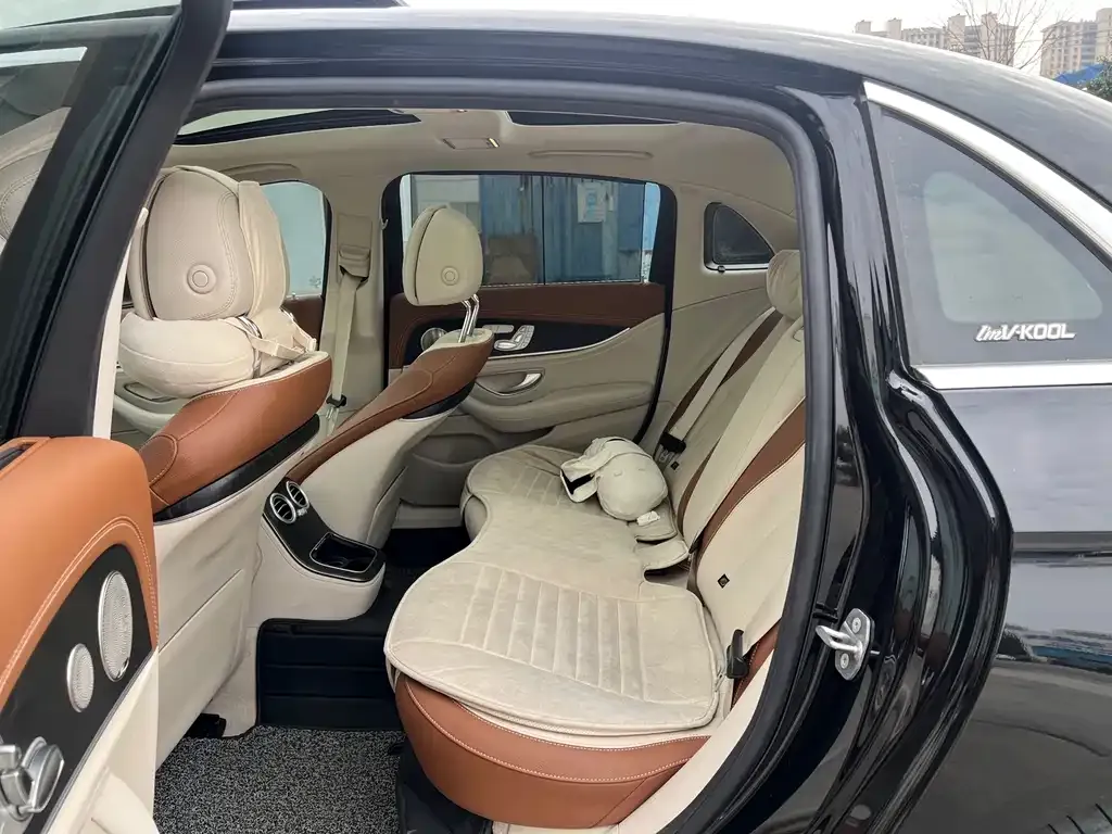 Mercedes-Benz E-Class 2022 из CN, фото 5