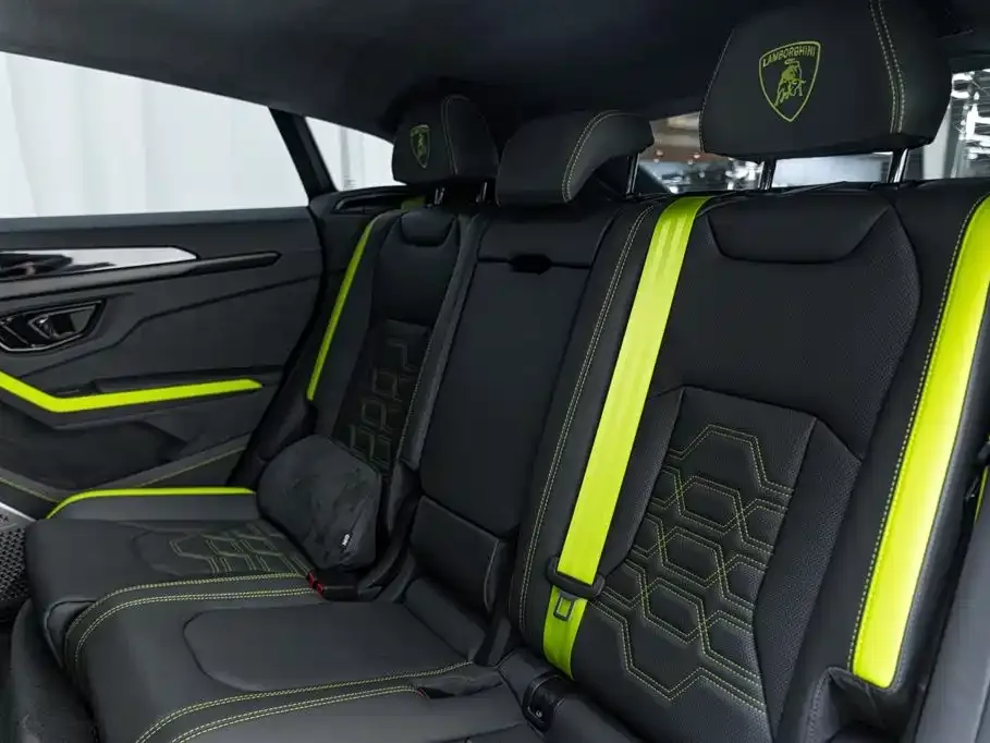 Lamborghini Urus SE 2025 из CN, фото 8