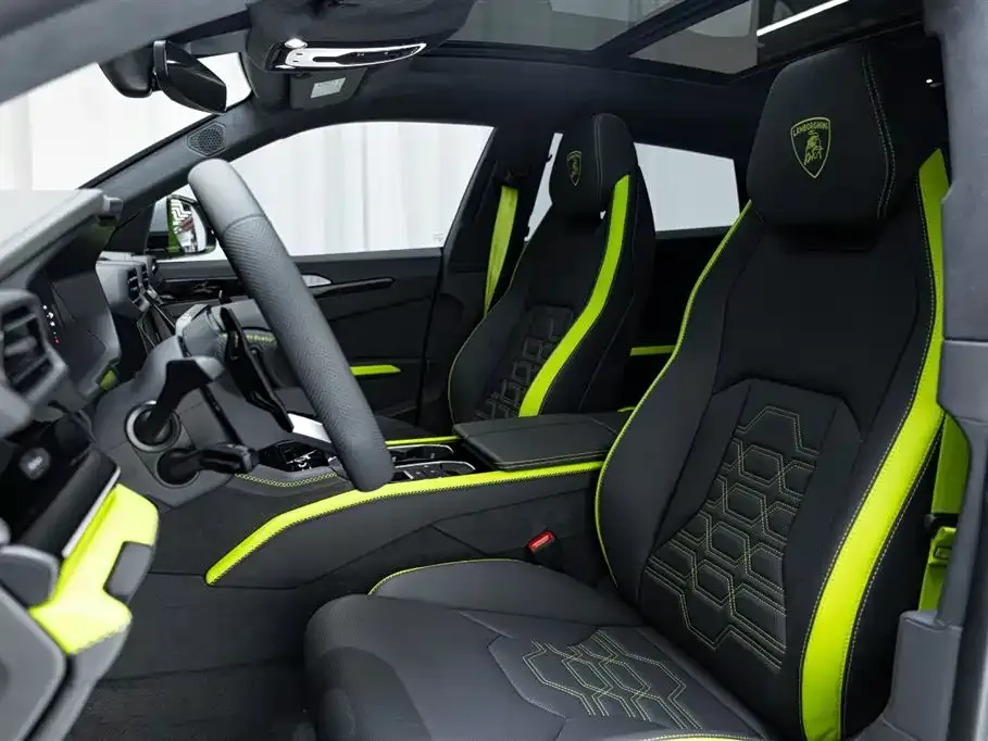 Lamborghini Urus SE 2025 из CN, фото 10