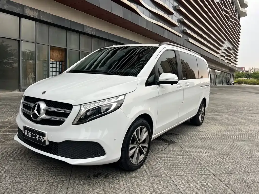 Mercedes-Benz V-Class 2022 из CN, фото 1