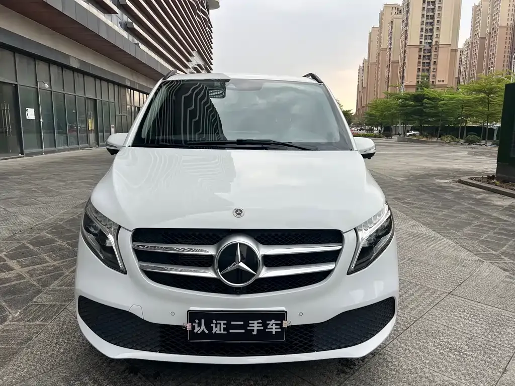 Mercedes-Benz V-Class 2022 из CN, фото 7