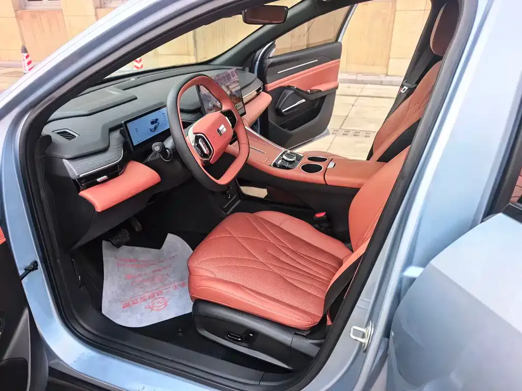 Geely Galaxy L6 — фото 2