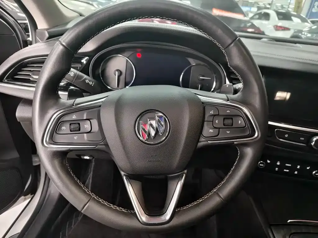 Buick Regal — фото 10