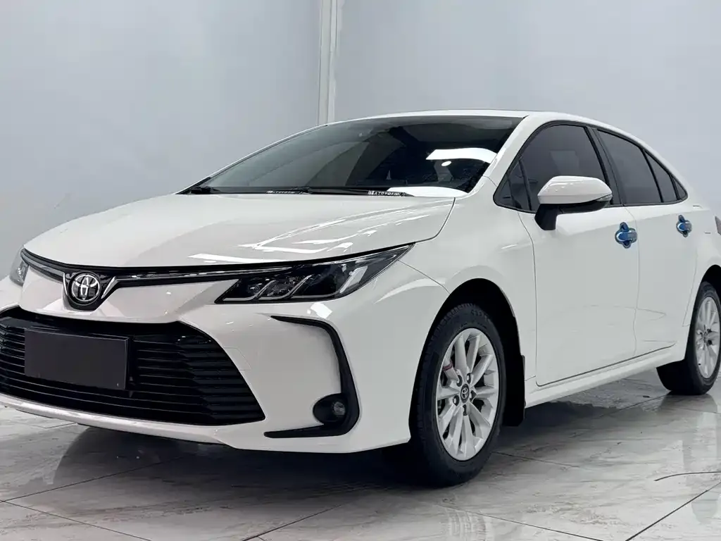 Toyota Corolla 2021 из CN, фото 1
