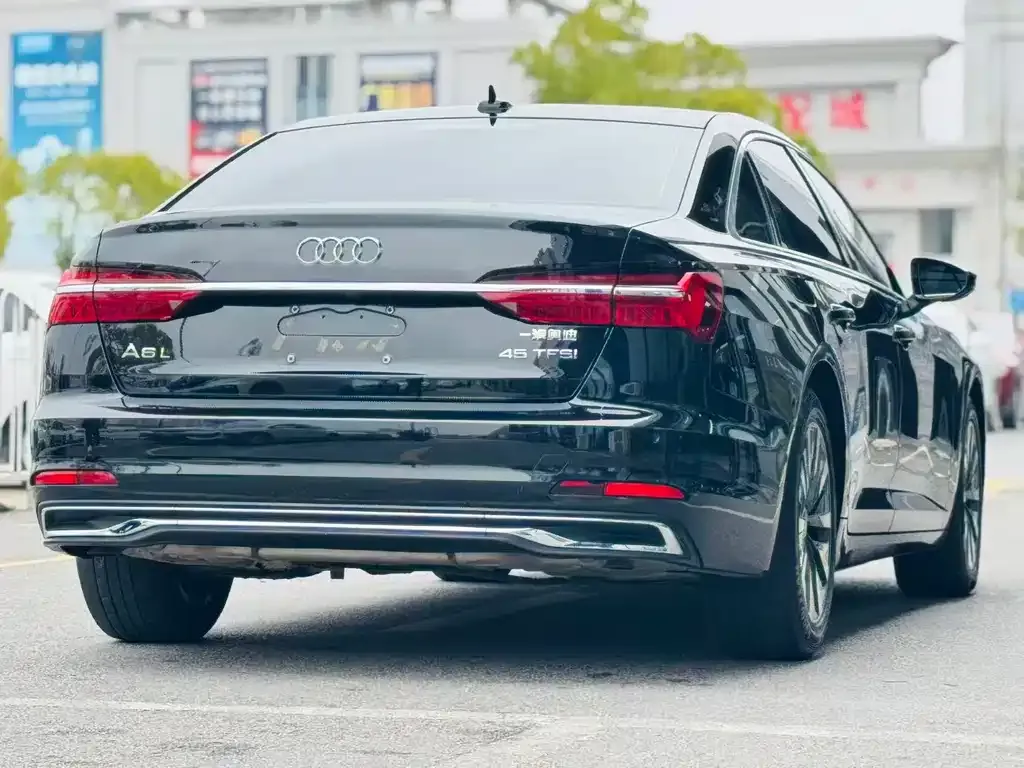 Audi A6L 2023 из CN, фото 9