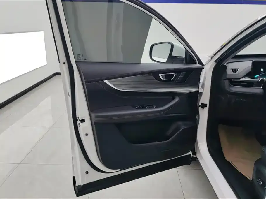 Chery Tiggo 8 PLUS — фото 6