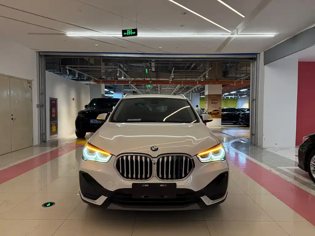 BMW X1 — фото 4