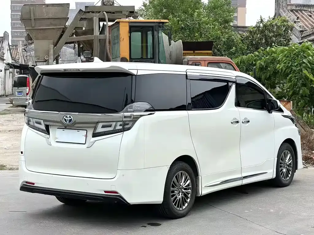 Toyota Vellfire 2021 из CN, фото 5
